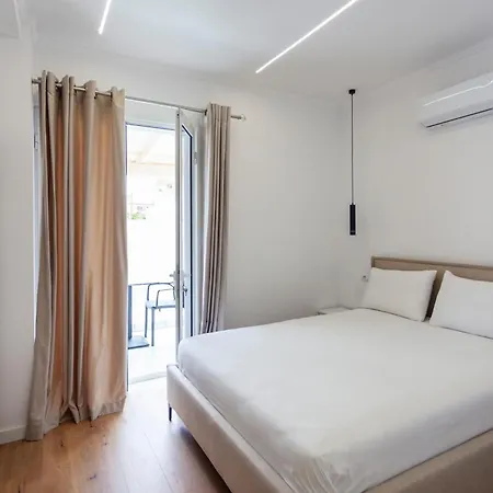 Ionio Hotel Himare